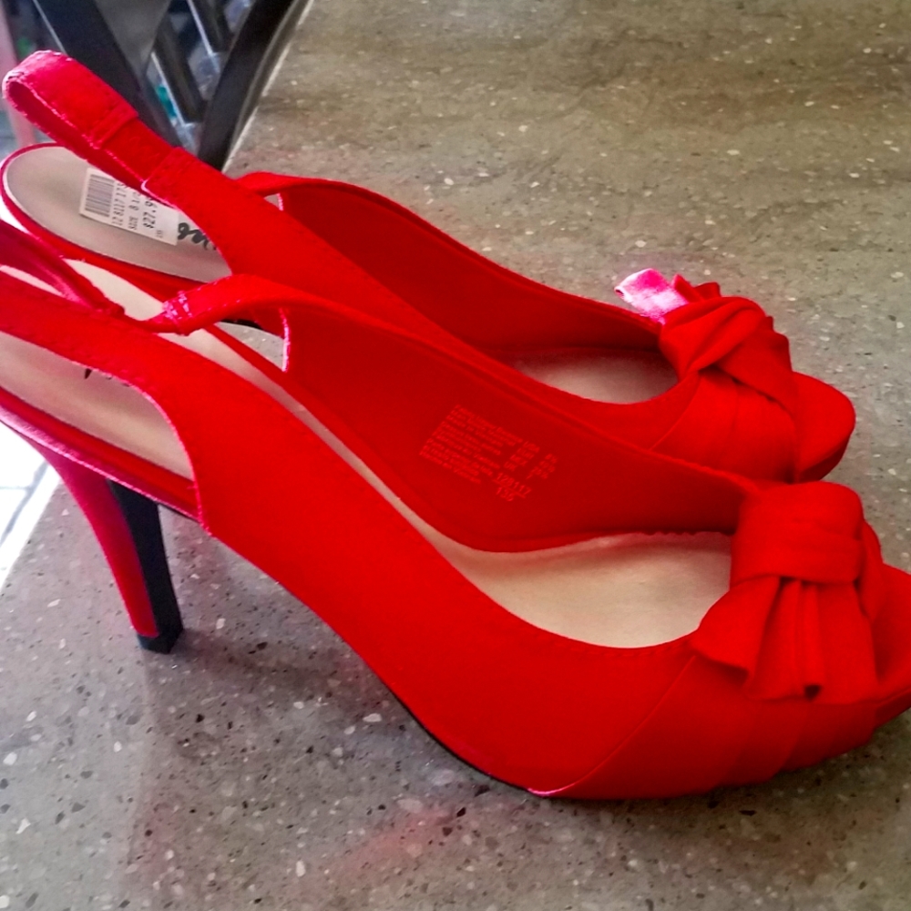 NEW RED Slingback high heels size 8 1/2